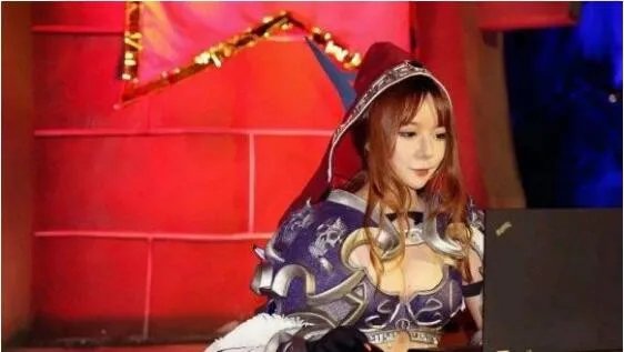 炉石传说毛毛整容怎么回事