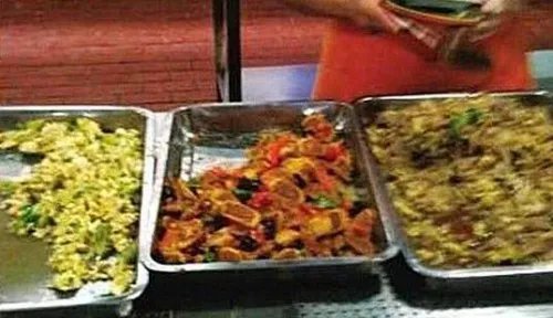 高校食堂出现一道神菜 那些年在学校吃过的黑暗料理