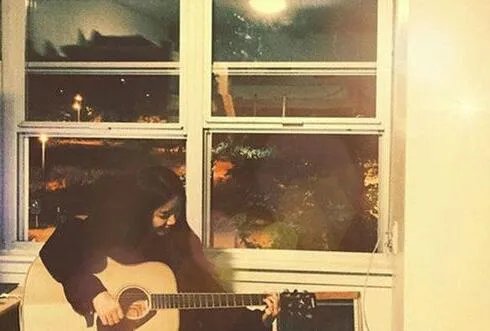 孟非女儿留学近照曝光   长发清丽可人