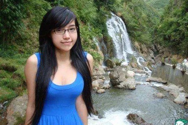 上海剑桥门建桥女事件怎么回事 王美莼被认为遇人不淑