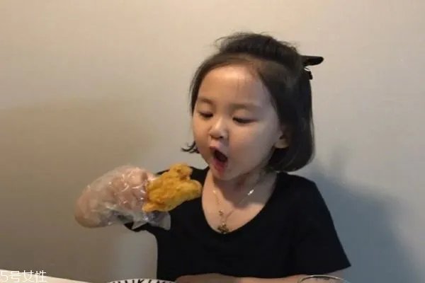 小女孩短发发型 儿童短发发型图片