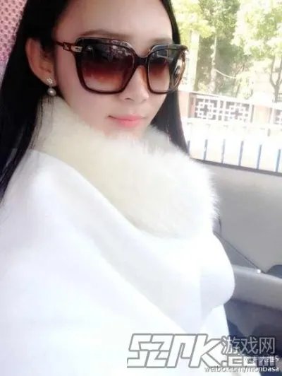 lol主播雪儿QQ空间清纯照片一览