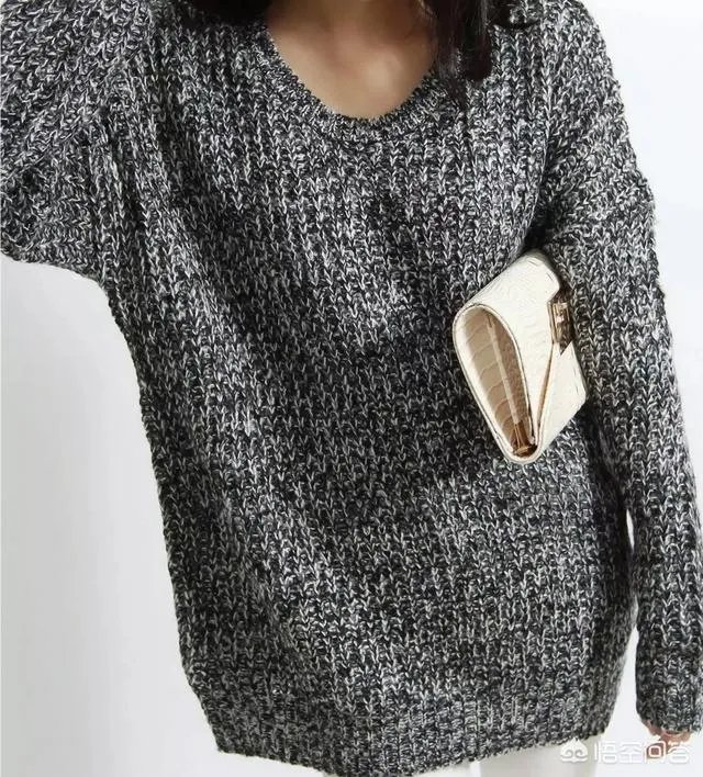 开服装店的时候，如何辨别优质毛衣货源质量？