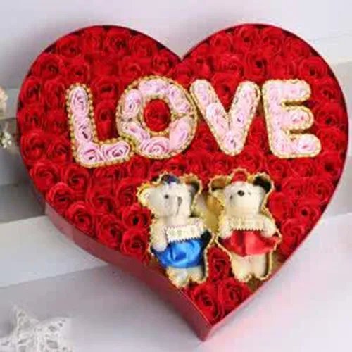 女朋友生日送什么礼物最浪漫 让女友感动的八款礼物推荐