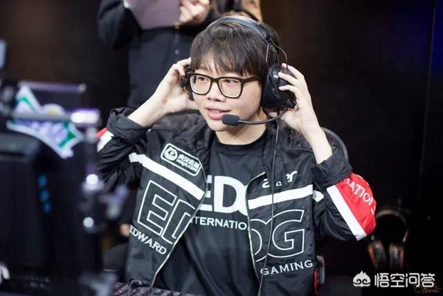 Pawn退役，“单杀Faker”集锦火了，LOL官博一句话激怒双方粉丝，如何评价此事？