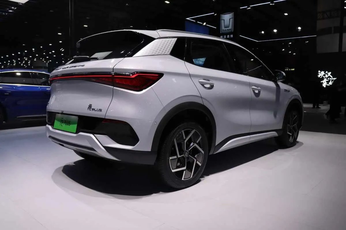 北京新能源电动汽车价格表