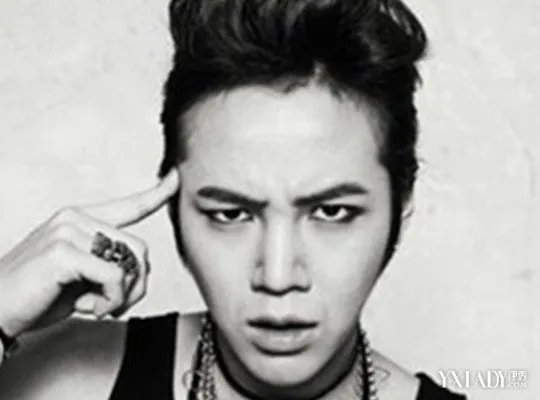 张根硕家庭背景曝光实力背景远胜常人