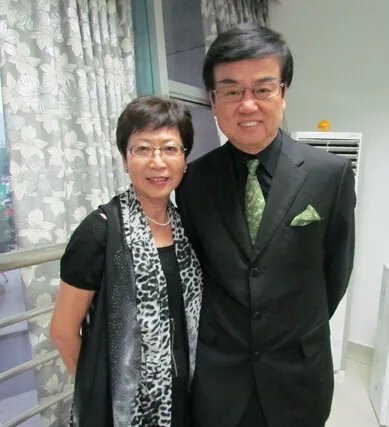 黄百鸣的老婆徐文娟抗癌过程  两人婚姻保鲜44年