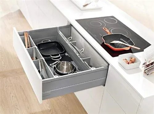 托底隐藏式滑轨怎么拆