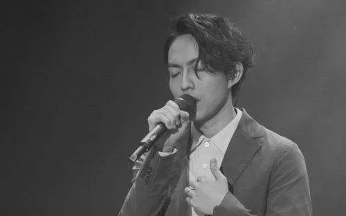 没关系你也不用给我机会,反正我有一生可以浪费什么歌