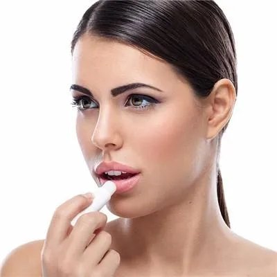 硅胶隆鼻安全吗