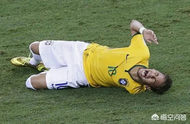 巴黎球星内马尔致敬霍金引发争议，这是为什么？