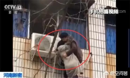 河南一电工师傅腿脚不便仍坚持爬楼救孕妇，你怎么看？