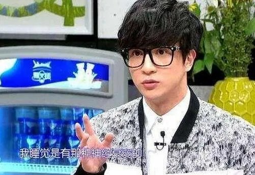 网曝薛之谦私生活很乱 与妻子离婚的原因