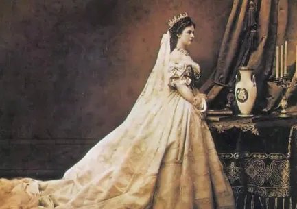 《茜茜公主》讲了什么剧情？《茜茜公主》的原型是谁？