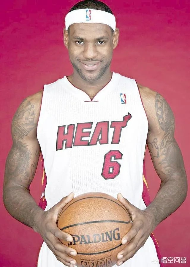 如果杜兰特续约勇士，建立王朝，历史地位能超詹姆斯吗？