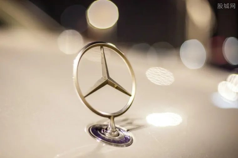 奔驰a200L上市时间已定 a200L报价及图片