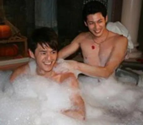 揭秘阿布和郭鑫关系 同志也会泡妞吗