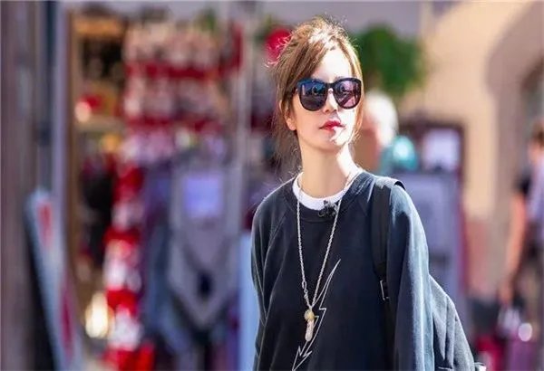 赵薇和马云是好朋友关系吗？