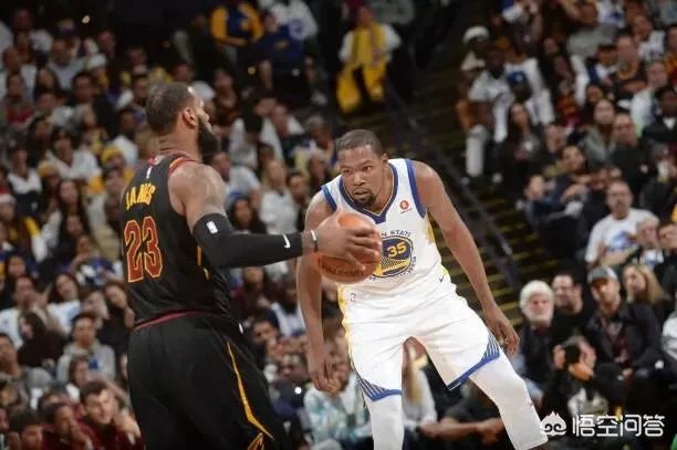 如果杜兰特续约勇士，建立王朝，历史地位能超詹姆斯吗？