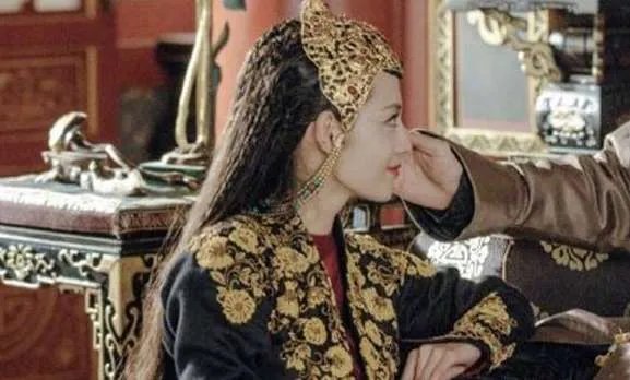 《延禧攻略》历史上有容妃吗？张嘉倪饰演的容妃多少集上线