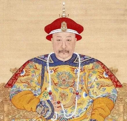 乾隆为什么会传位给嘉庆 乾隆这么做是有私心的