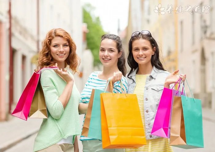 李小璐薛之谦有一腿，李小璐和薛之谦暧昧不清