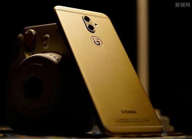 金立确认洽谈融资 刘立荣亲自谈融资否认海信