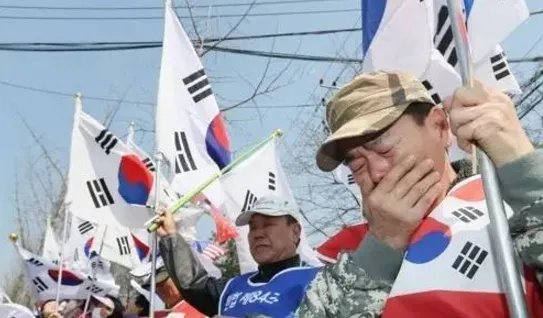 为什么支持萨德候选人全面反超？