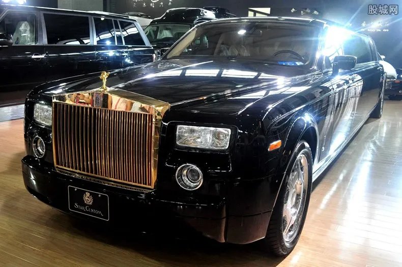 劳斯莱斯撞死路人 最贵的劳斯莱斯多少钱