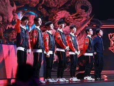 we对C9，谁胜谁负？