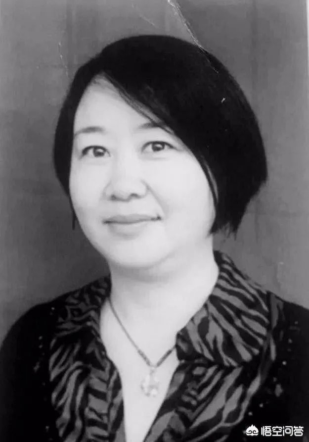 信阳乡村女教师用身体挡住学生，不幸被撞身亡，你怎么看？