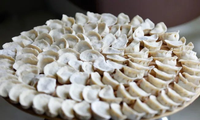 河北一男童除夕夜为坚守岗位父亲送饺子是怎么回事？