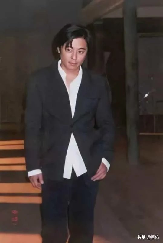 王杰的嗓子到底是谁下的毒？