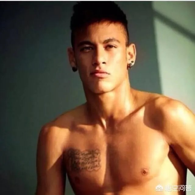 巴黎球星内马尔致敬霍金引发争议，这是为什么？