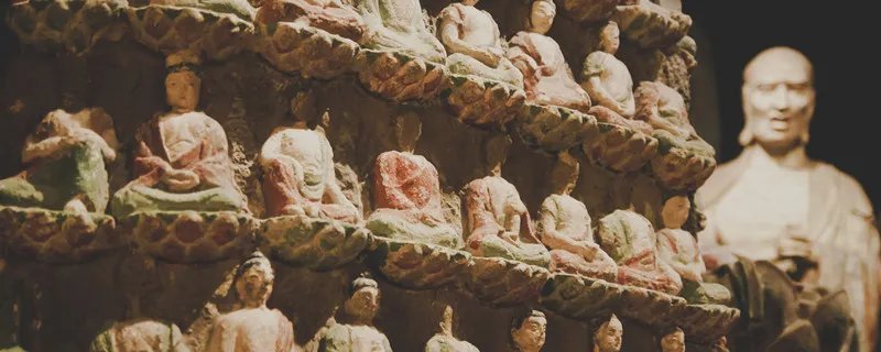 唐三彩的基本色彩是什么 唐三彩的主要色彩是什么