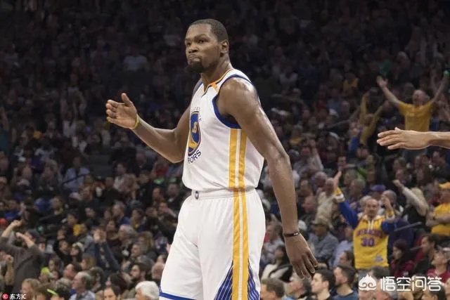 如果杜兰特续约勇士，建立王朝，历史地位能超詹姆斯吗？