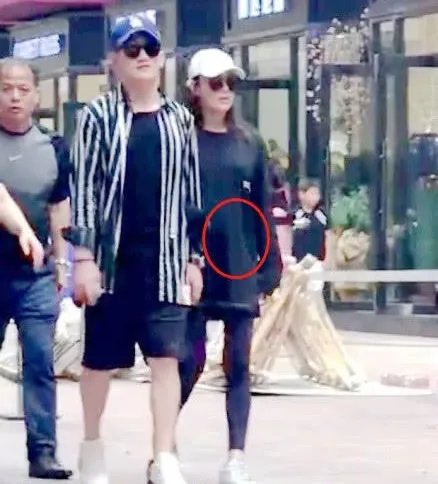 张馨予怒斥店家具体什么情况：详细经过原因曝光