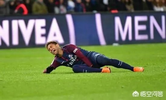 巴黎球星内马尔致敬霍金引发争议，这是为什么？