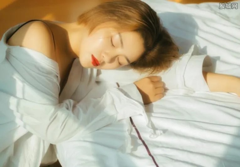 showgirl包月价目表 网友对此产生质疑