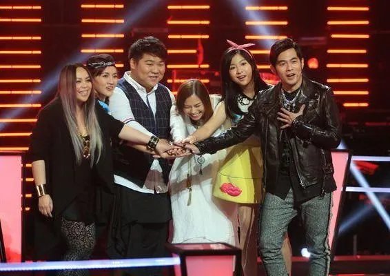 周杰伦战队四强照片曝光 阳光帅气尽显青春活力