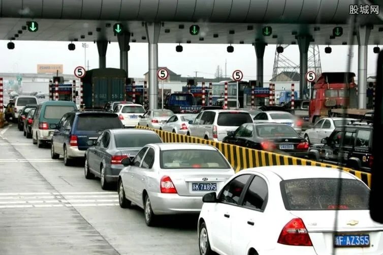 省界收费站将取消 这种便民的措施真能实行吗？