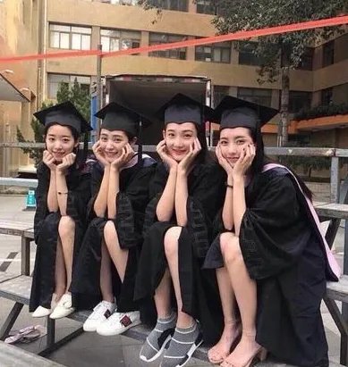 豆得儿晒毕业照是怎么回事?