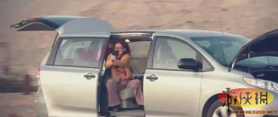 小胖新作再次来袭 最新作品《鲜花大战:开端》