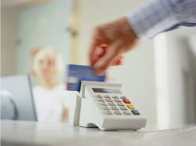 妻子疯狂网购140万后丈夫做了什么？