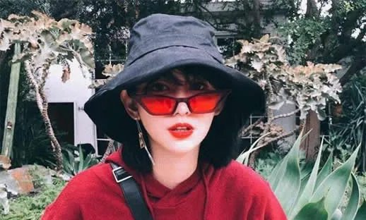 网红湾湾否认恋情详情始末：女方回应一脸懵逼