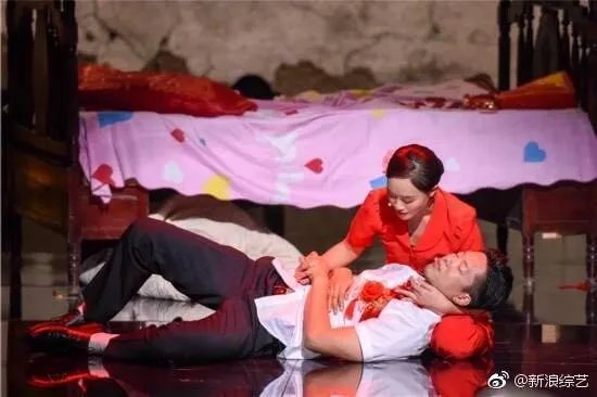 如何看待演员凌潇肃开通微博这一事件？