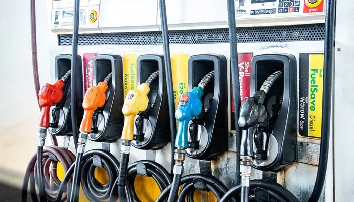 加油站为什么不能打手机 加油站为什么不能打手机电话