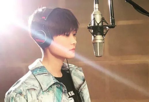 李宇春微博评论被捐款刷屏,这究竟是怎么一回事呢?