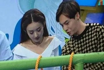 快乐大本营的赵丽颖和陈伟霆是在哪一期